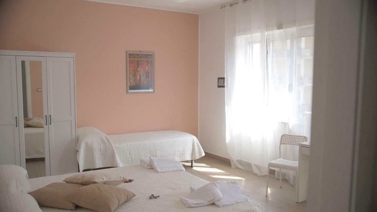 Binario 2 Hotel San Giorgio a Cremano Ngoại thất bức ảnh